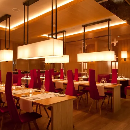 The Fitzwilliam Hotel Belfast-3