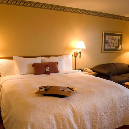 Hampton Inn Lafayette-2