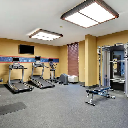 Hampton Inn Beckley-3