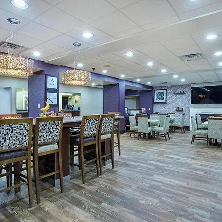 Hampton Inn Cullman-2