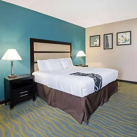 La Quinta Inn & Suites By Wyndham Durant-2