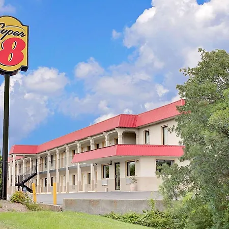 Super 8 By Wyndham Laurel-2