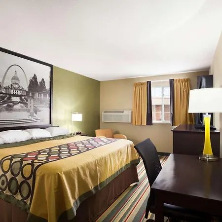 Super 8 By Wyndham Joplin-3