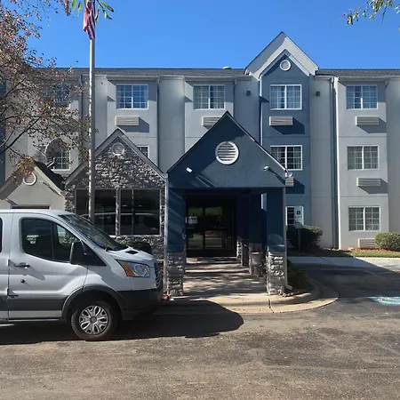 Microtel Inn By Wyndham Charlotte Airport-2
