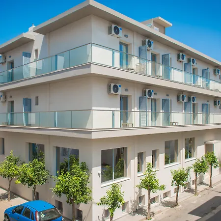 City Green Hotel (Adults Only)-2