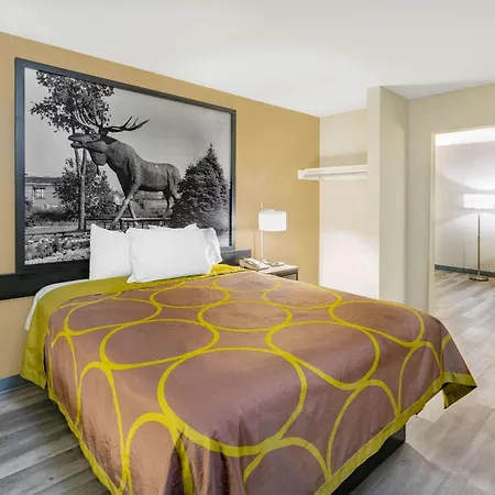 Super 8 By Wyndham Amarillo West-3