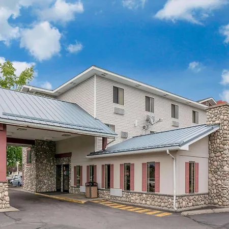 Super 8 By Wyndham Spokane Valley-3