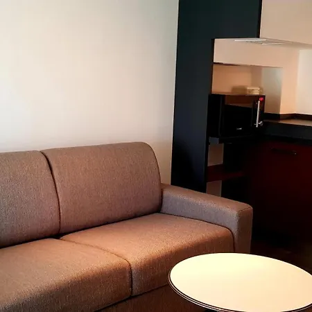 En Aparté-2