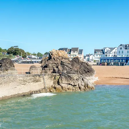 Best Western Hotel De La Plage Saint Marc sur Mer-3