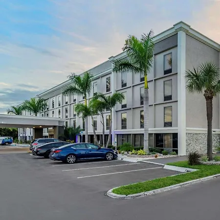 Comfort Inn & Suites St Pete - Clearwater International Airport-2