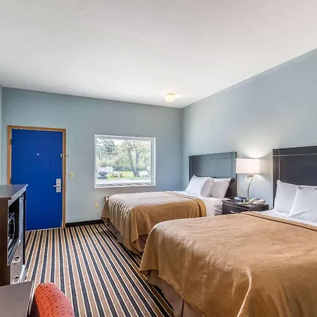Rodeway Inn Ludington-2