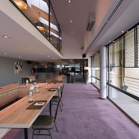 Hotel Charleroi Airport - Van Der Valk-2