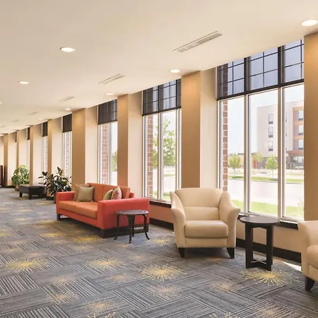 Hilton Garden Inn Fargo-2
