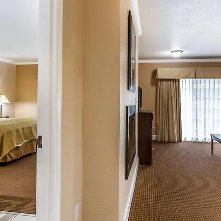 Quality Inn Near Hearst Castle-2