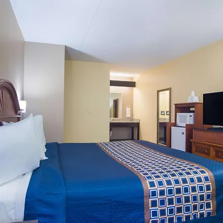Rodeway Inn & Suites Monroeville-Pittsburgh-3