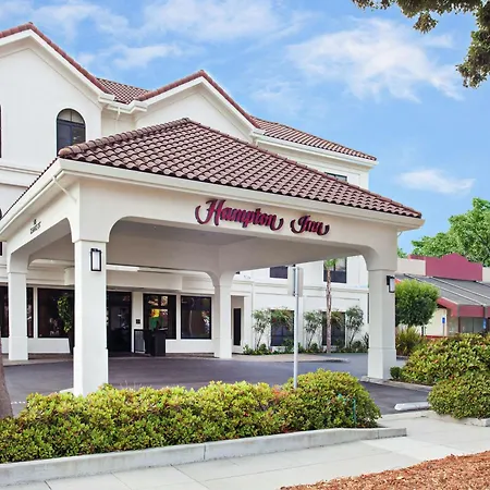 Hampton Inn Santa Cruz-3