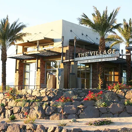 Hampton Inn & Suites Palm Desert-3