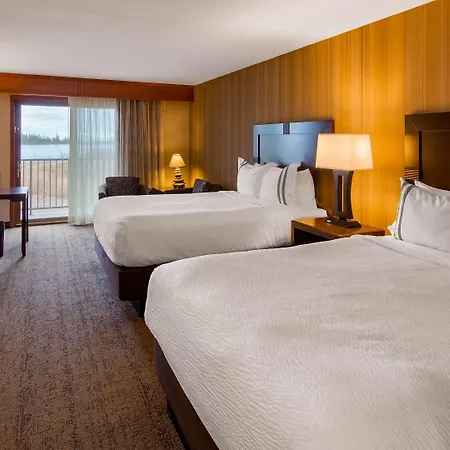 Best Western Plus Superior Inn-3