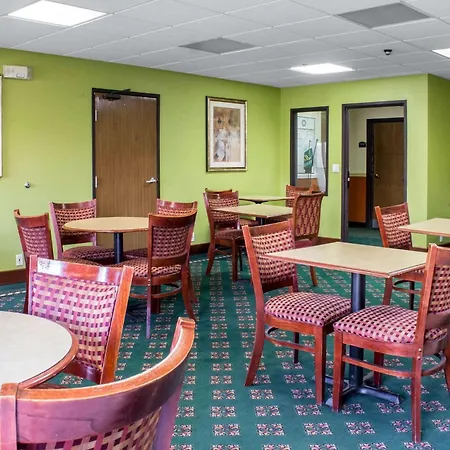 Quality Inn & Suites Sioux City Southeast-2