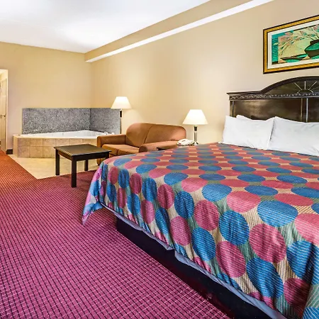 Days Inn & Suites By Wyndham Jeffersonville In-3