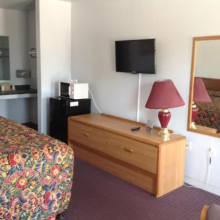 Knights Inn Muskogee-2