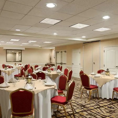 Hilton Garden Inn Shelton-2