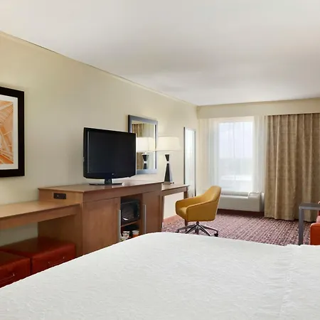 Hampton Inn Forrest City-3