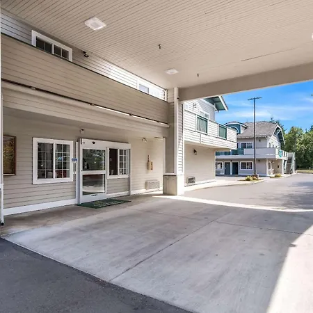 Quality Inn & Suites Bainbridge Island-3