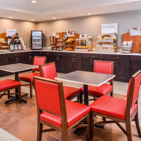 Holiday Inn Express & Suites Lacey - Olympia By Ihg-3