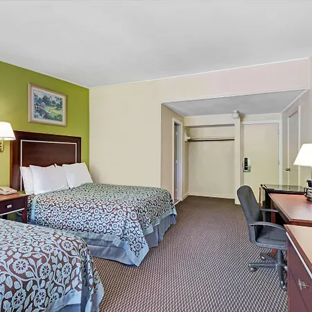 Days Inn By Wyndham Kittery-2