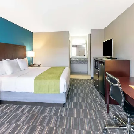 Days Inn By Wyndham Snyder-3