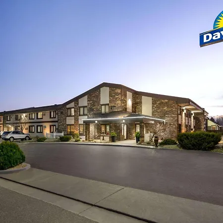Days Inn By Wyndham Fort Collins-3