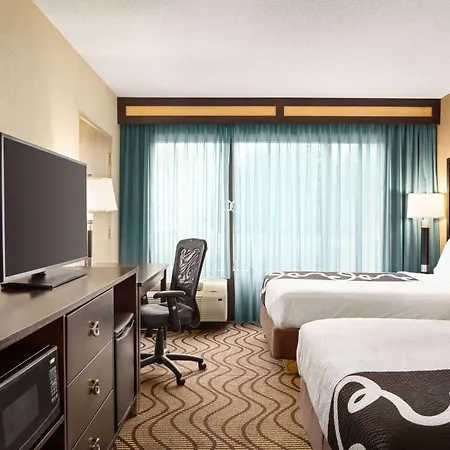 La Quinta Inn & Suites By Wyndham Richmond-Midlothian-3