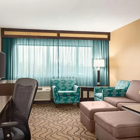La Quinta Inn & Suites By Wyndham Richmond-Midlothian-2