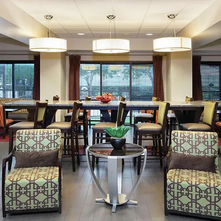Hampton Inn Houma-2