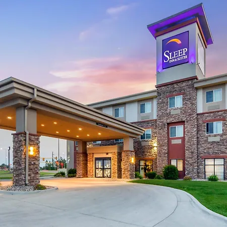 Sleep Inn & Suites Devils Lake-3