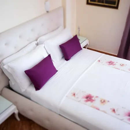 Hotel Oasis-2