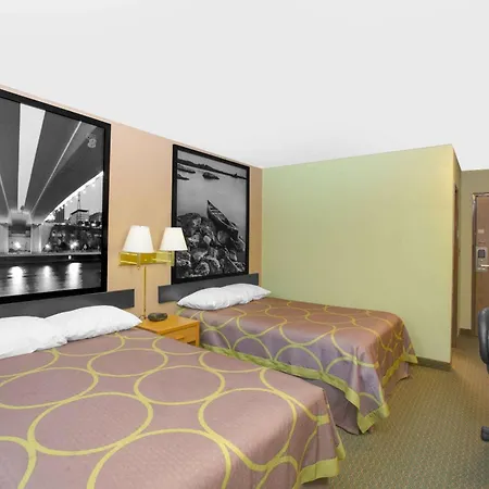 Super 8 By Wyndham Worthington Minnesota-2