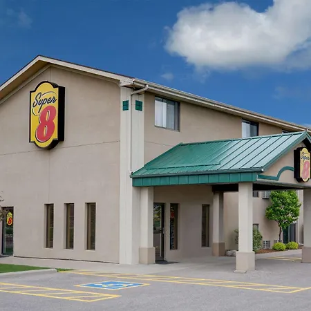 Super 8 By Wyndham Willmar-3