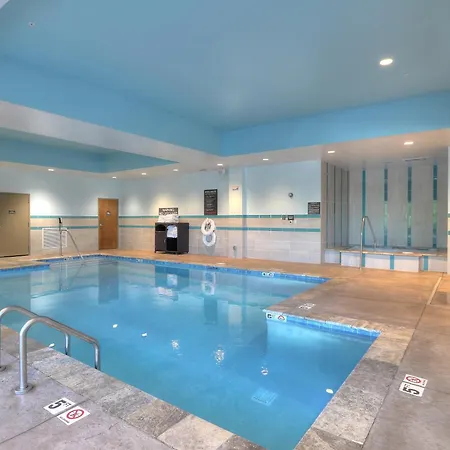 Holiday Inn & Suites Pigeon Forge Convention Center By Ihg-3