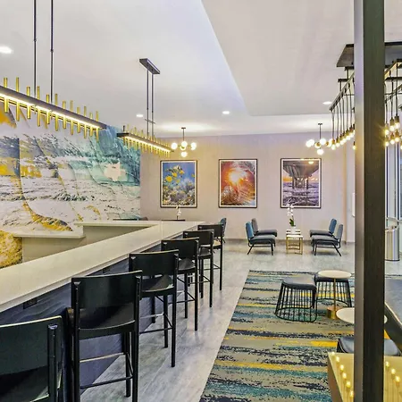 La Quinta Inn & Suites By Wyndham Miramar Beach-Destin-2