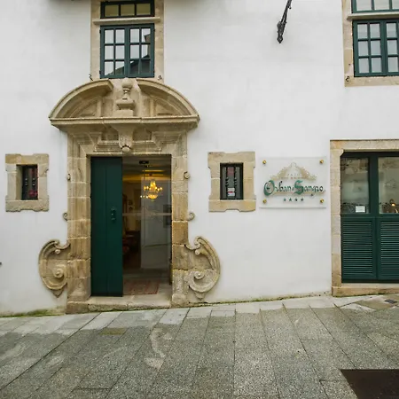 Hotel Monumento Pazo de Orbán-3