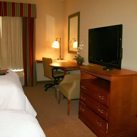 Hampton Inn Greenville-2