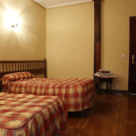 Pension Iberia-2