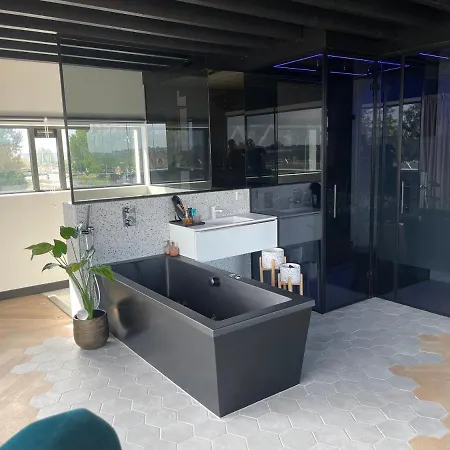 Above And Beyond - Luxe Suite Met Sauna En Stoomdouche-2