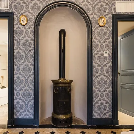 Le Petit Manoir-3
