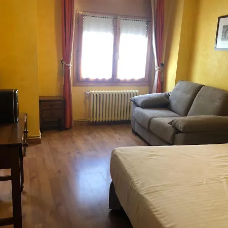 Hostal Rio Ara Bellosta By Vivere Stays-3