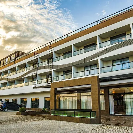 Hotel Titanic Penedo-3