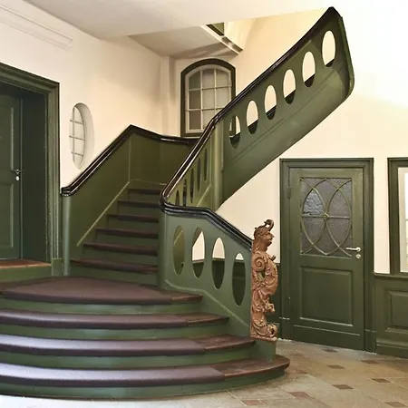 Hotel Anno 1216-2