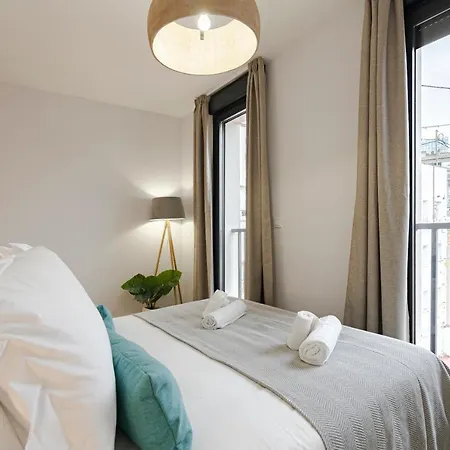 Feelathome Castilla Apartments-3